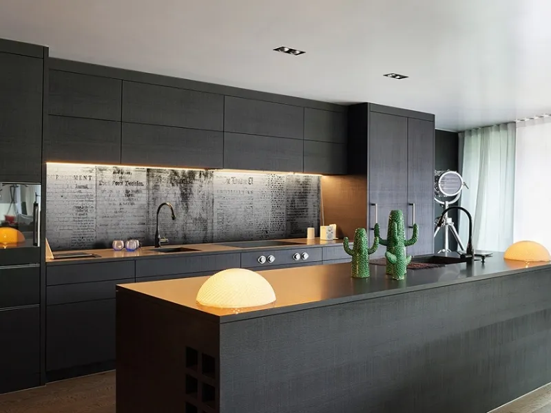 Ampia gamma di grafiche per la collezione di carte da parati in fibra di vetro Art Kitchen by Instabilelab