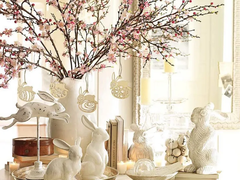 Albero di Pasqua e conigli pasquali