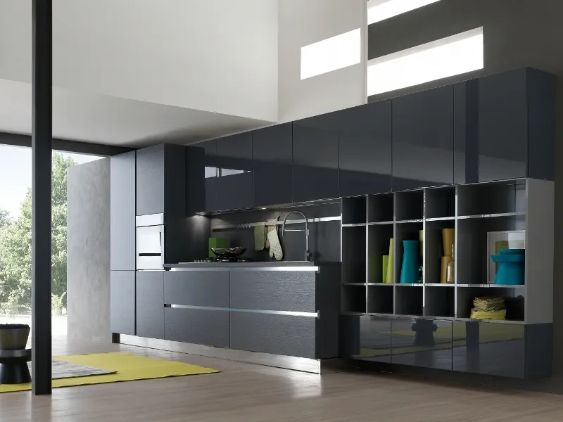 cucina color panna con libreria terminale, tavolo da pranzo e tappeto naturale