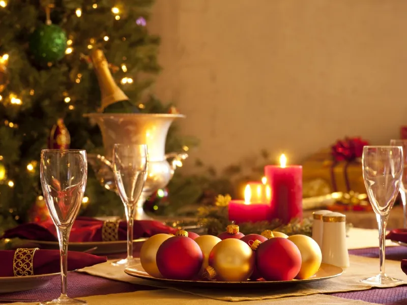 Come apparecchiare la tavola per Natale