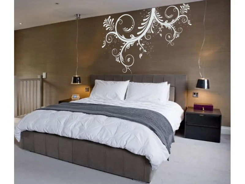 parete camera da letto decorata con sticker