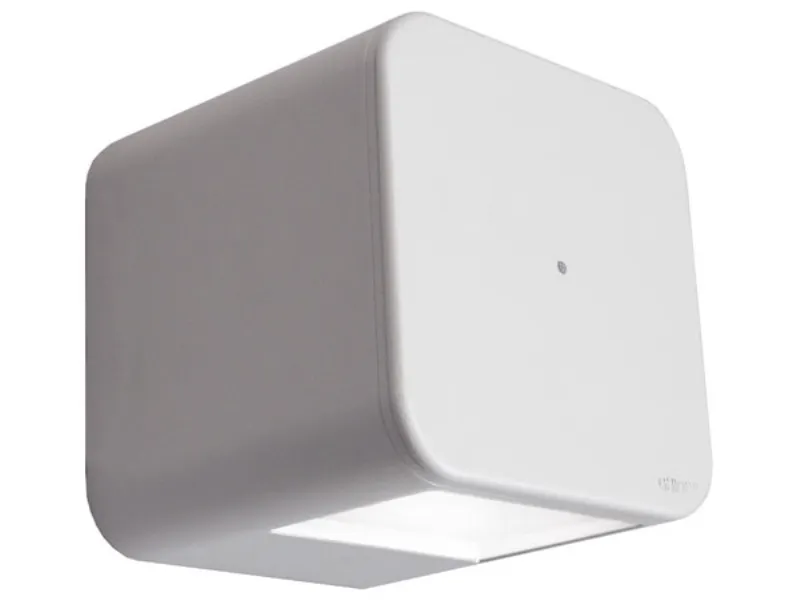 proiettore cubico bianco con angoli smussati