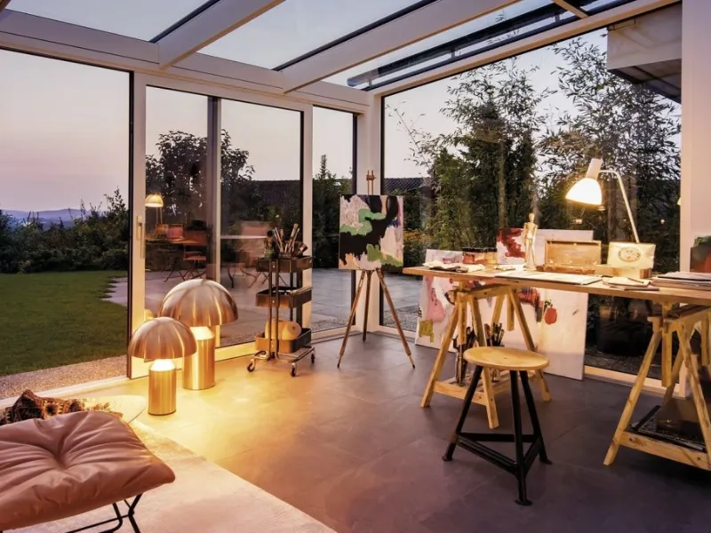 Una veranda trasformata in studio artistico