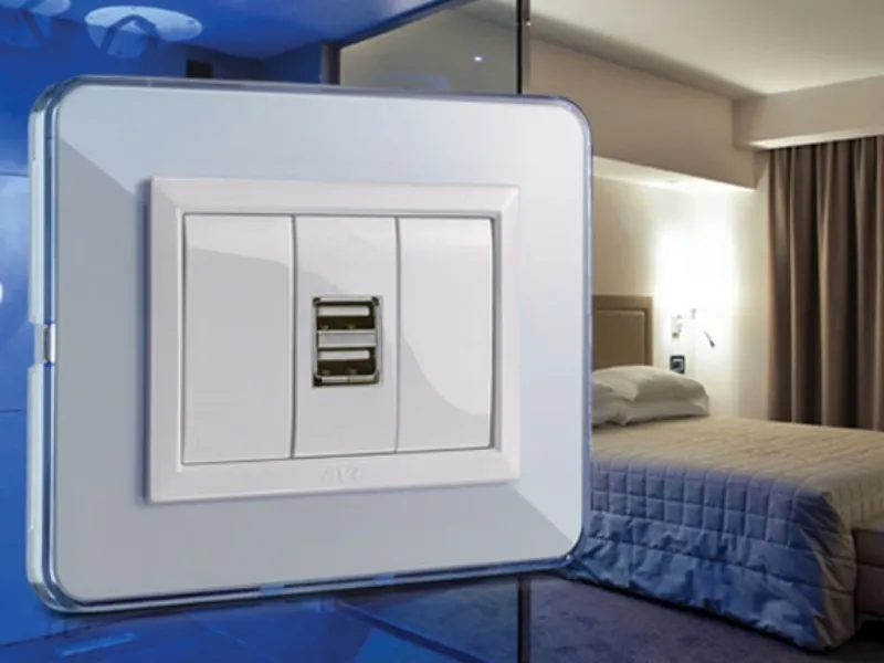 ave alimentatore da incasso usb