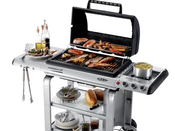 Grigliata di pesce sul barbecue