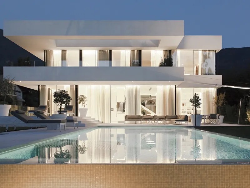 Casa moderna con piscina