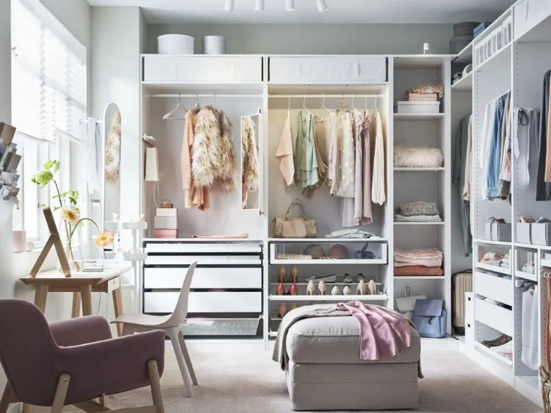 Cabina realizzata con il sistema Pax Ikea