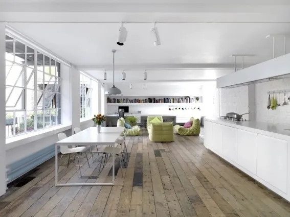 Bellissimo loft ricavato da una ex struttura industriale