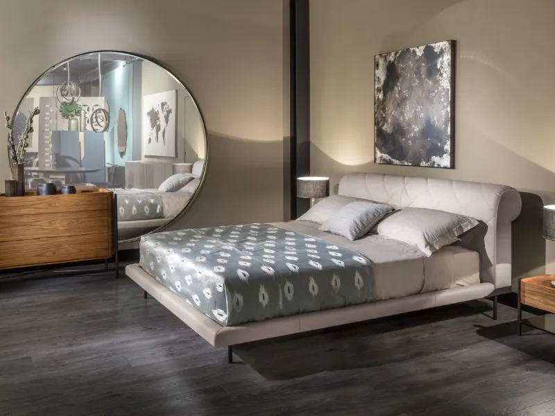 Letto matrimoniale imbottito Gregory di Cantori