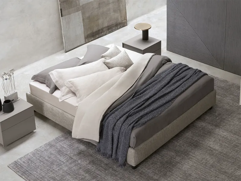 Letto sommier imbottito di Flou, con base h 25 cm