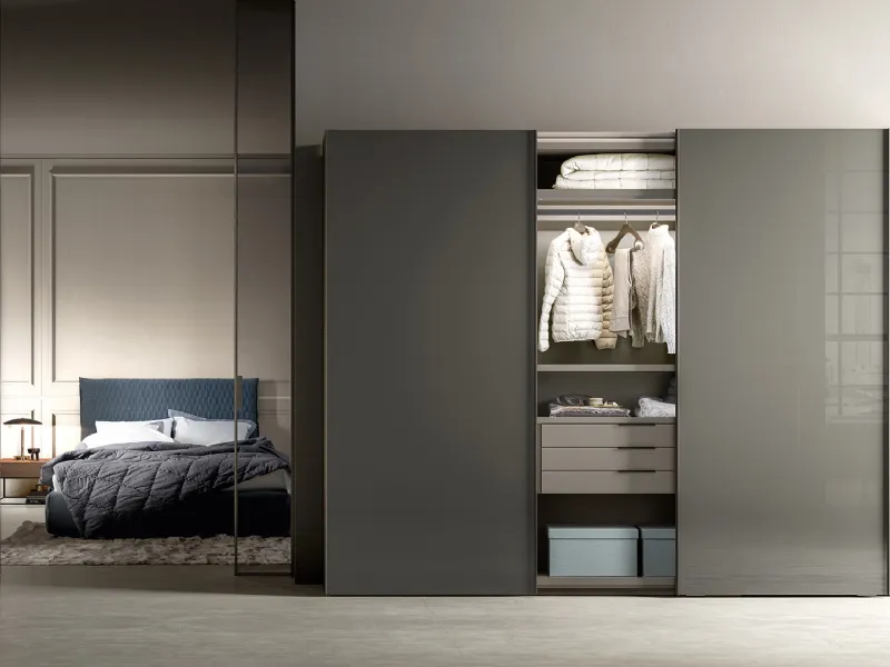 Camera targata Alf DaFre’ con armadio Vision e letto Allen