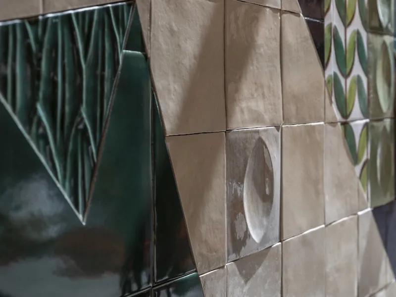 Collezioni Ceramiche Ragno esposte in showroom