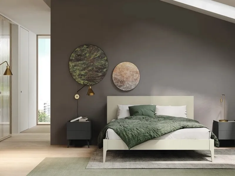 Intenso bianco crema per il letto con mobili scuri: GOLF M.105 by Colombini Casa