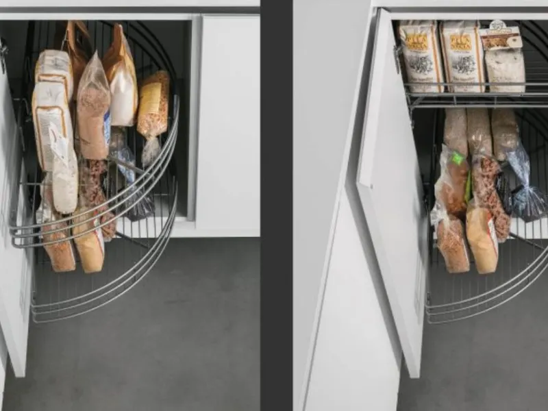 Base ad angolo con cesti girevoli di Stosa Cucine