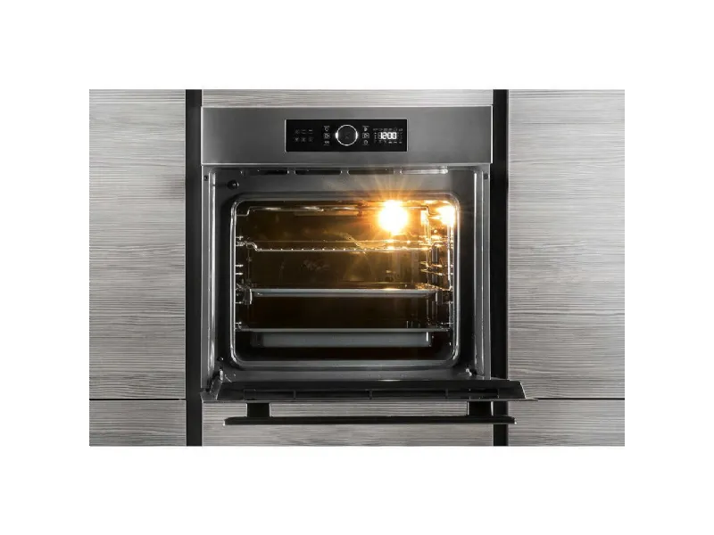 Come pulire il forno autopulente