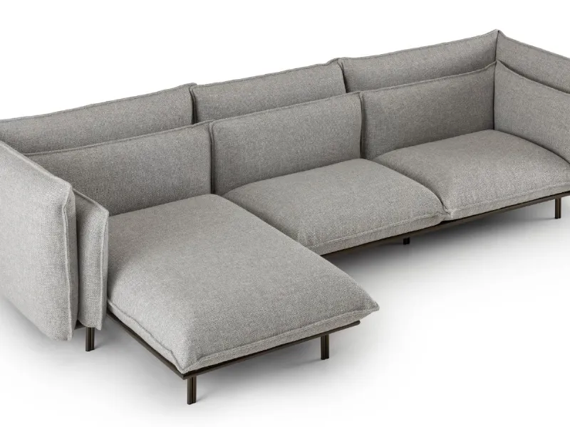 Flou - A2 sofà: il doppio cuscino diventa elemento di comfort