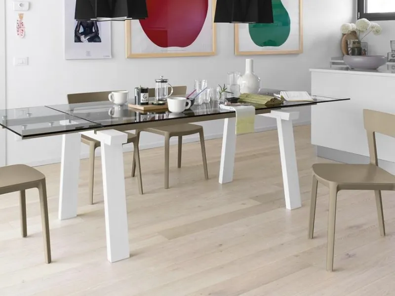 Vetro, metallo, base in legno per il tavolo rettangolare Levante by Calligaris