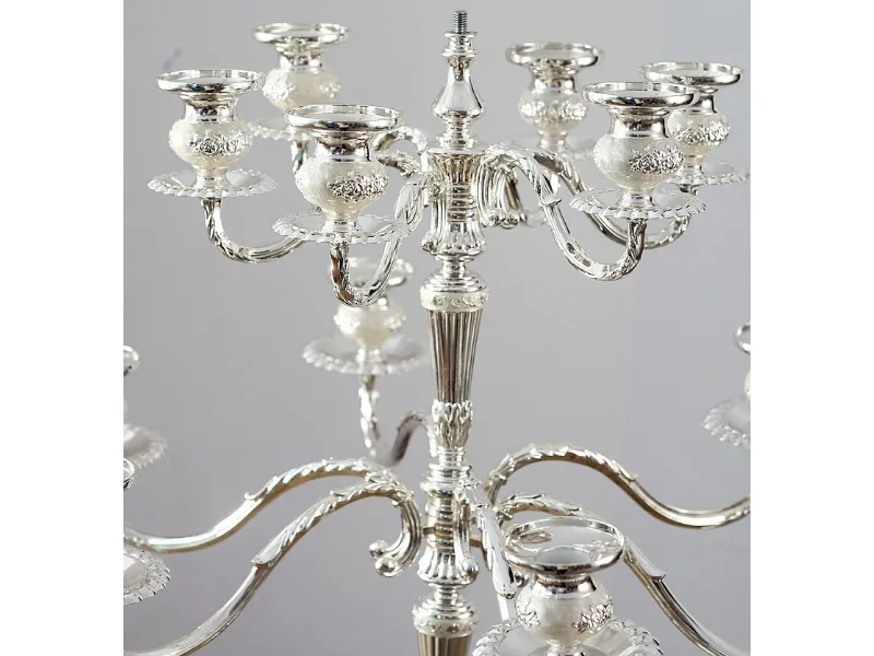 candelabro in argento