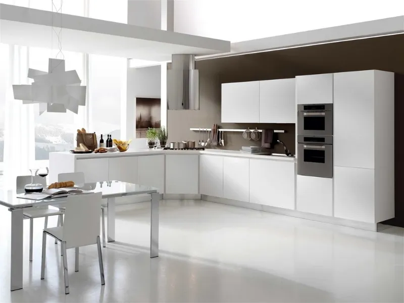 Arredamento cucina moderna bianca