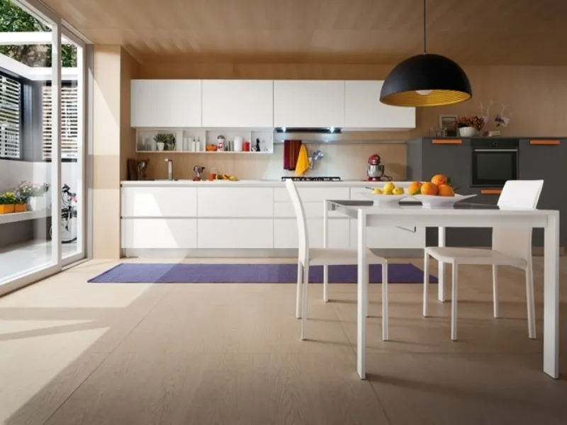 Cucina contemporanea bianca