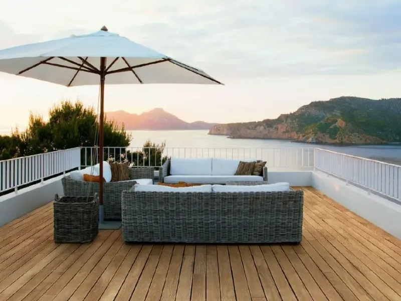 Collezione SMarc Deck in teak di La San Marco Profili