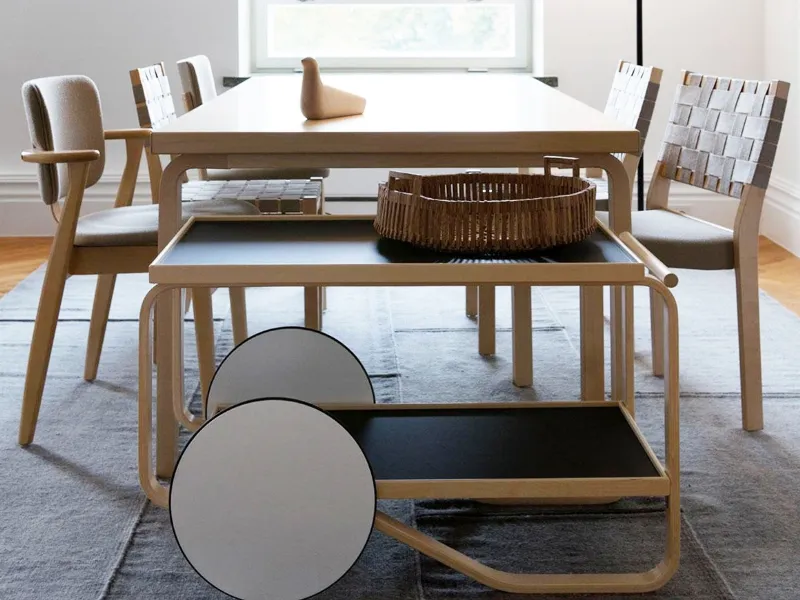 Carrello 901 di Artek, disegnato da Alvar Aalto (1936)