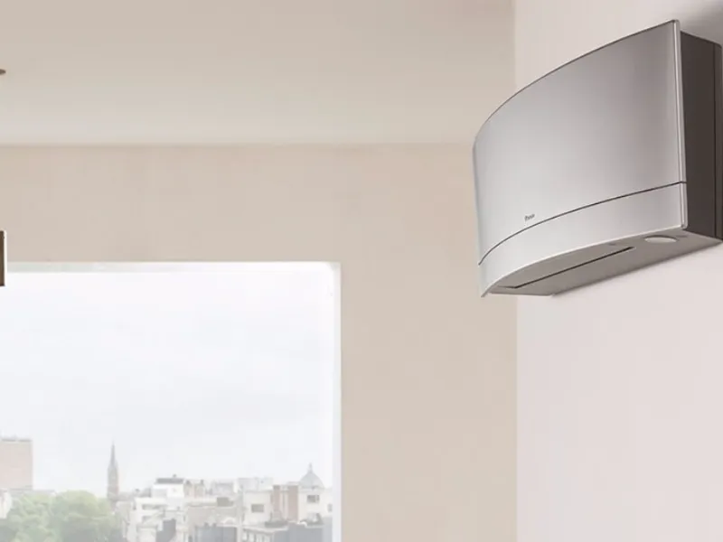 Condizionatore con pompa di calore aria-aria Daikin Emura