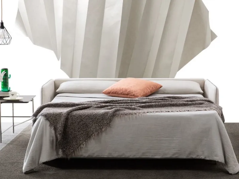 Il divano letto Easy di Berto con materasso in poliuretano