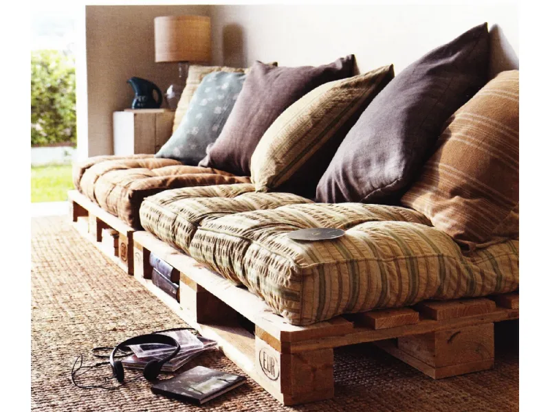 Realizzare un divano con i pallet