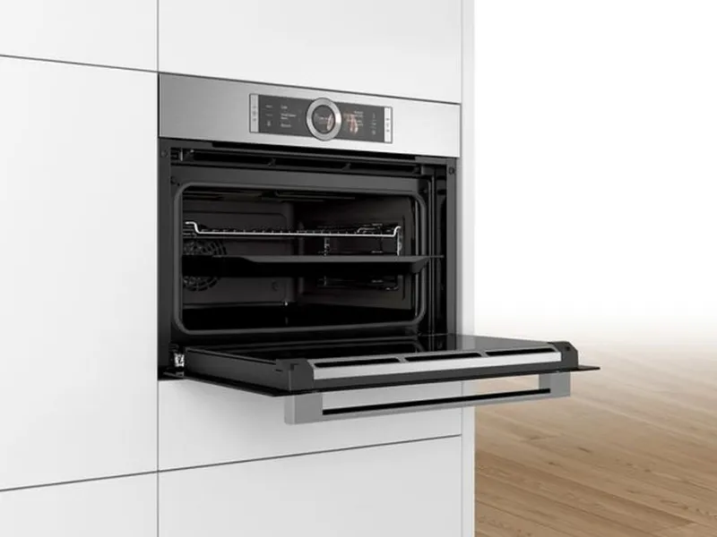 Forno a vapore combinato e compatto Bosch CSG656BS2