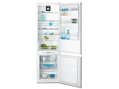 Frigo aperto e capiente