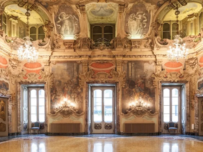 Le sale di Palazzo Visconti a Milano