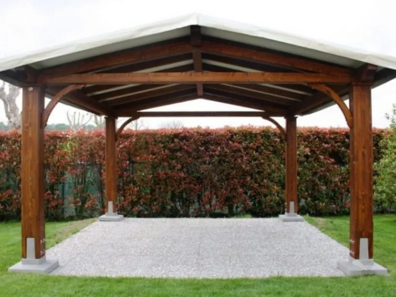 Gazebo in legno manutenzione
