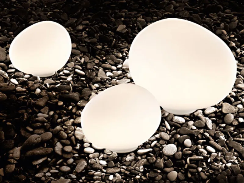 Lampade a forma di ciottoli di mare