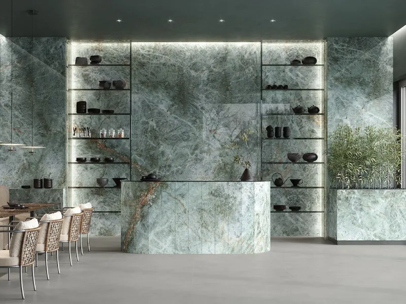Atlas Concorde, collezione MarvelDiva gres effetto marmo con  superficie lucida e riflettente