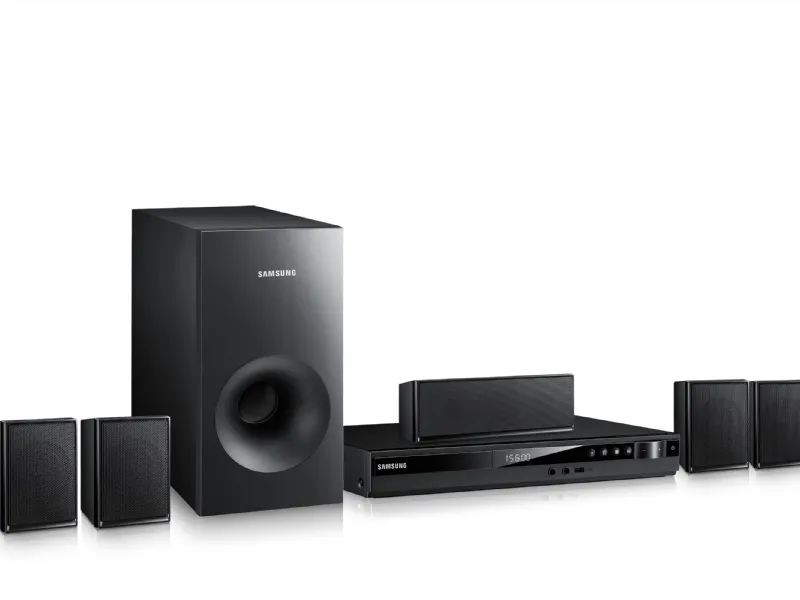 Esempio home theatre wikipedia