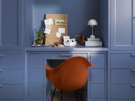 Il Blue Nova Benjamin Moore esalta pareti e mobili