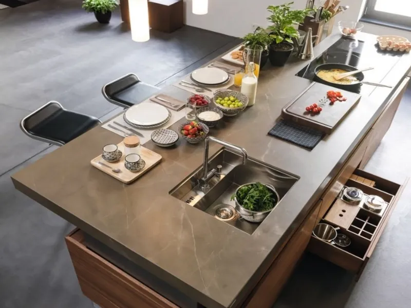 Cucina K7 di Team 7 con top in quarzo