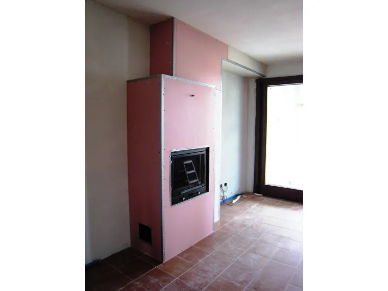 Installazione rivestimento in cartongesso
