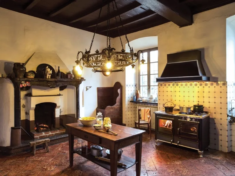cucina a legna Rustica di J.Corradi
