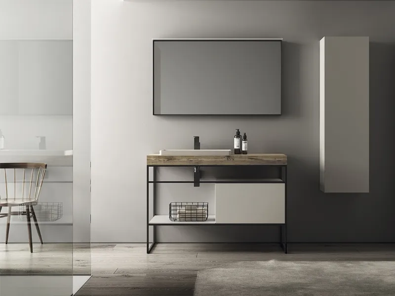 Il telaio in alluminio dona uno stile industrial chic alla sala da bagno