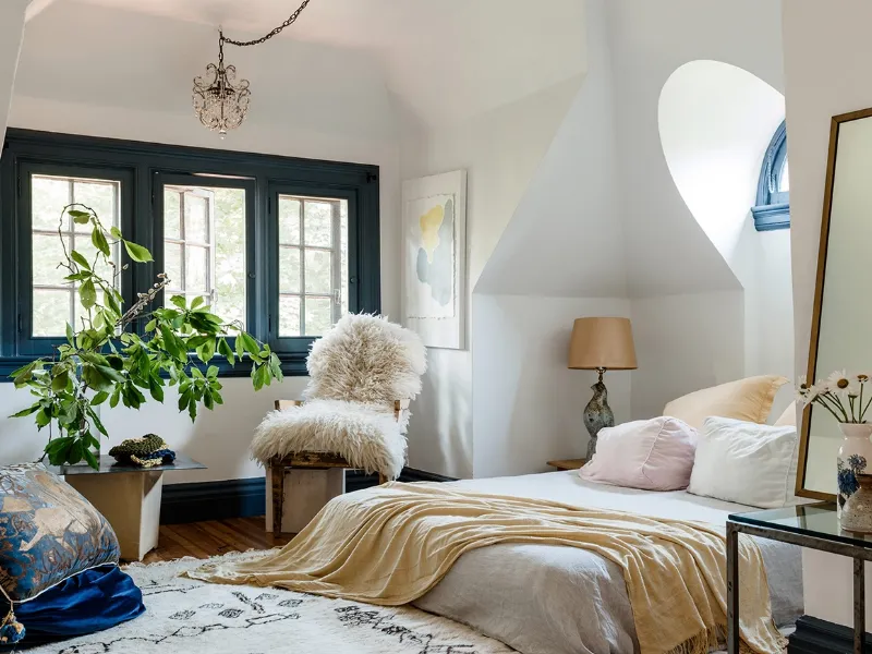 Atmosfera fresca e luminosa per uno stile scandinavo-mediterraneo. Fotografia di Max Burkhalte
