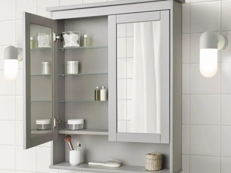 Mobili a specchio per bagno Ikea