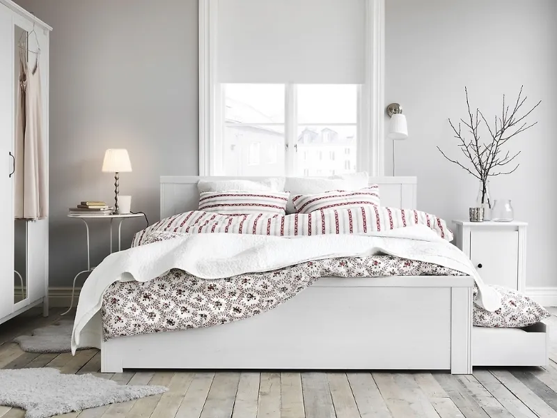 Tavolini Ikea camera da letto