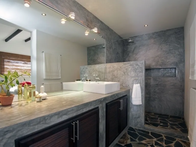 bagno in muratura moderno