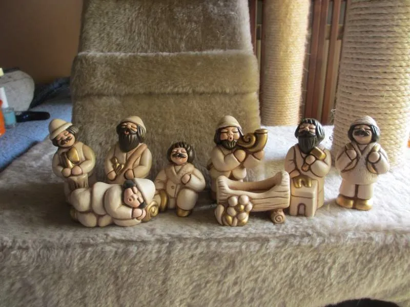 personaggi presepe thun