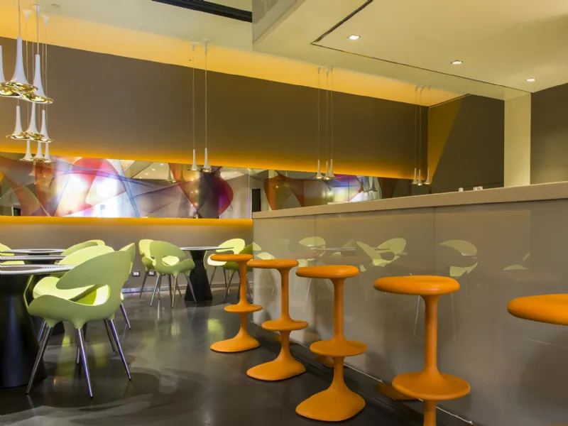 nhow bar Karim Rashid