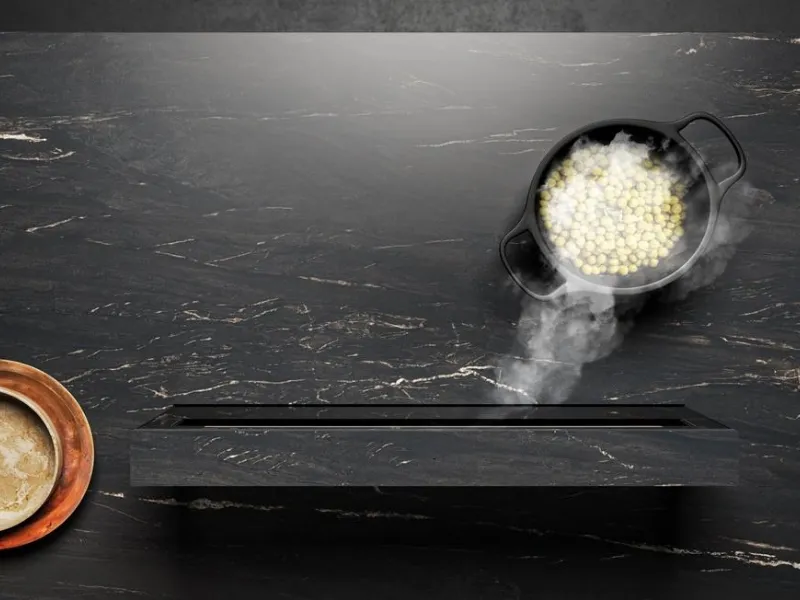 Falmec Lavel Invisible scompare alla vista allineandosi al piano cucina