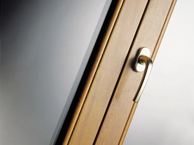 maniglia in ottone