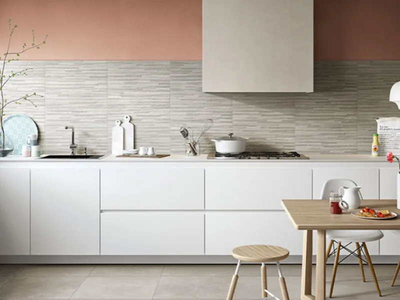 Rivestimento cucina in gres effetto pietra di Iperceramica